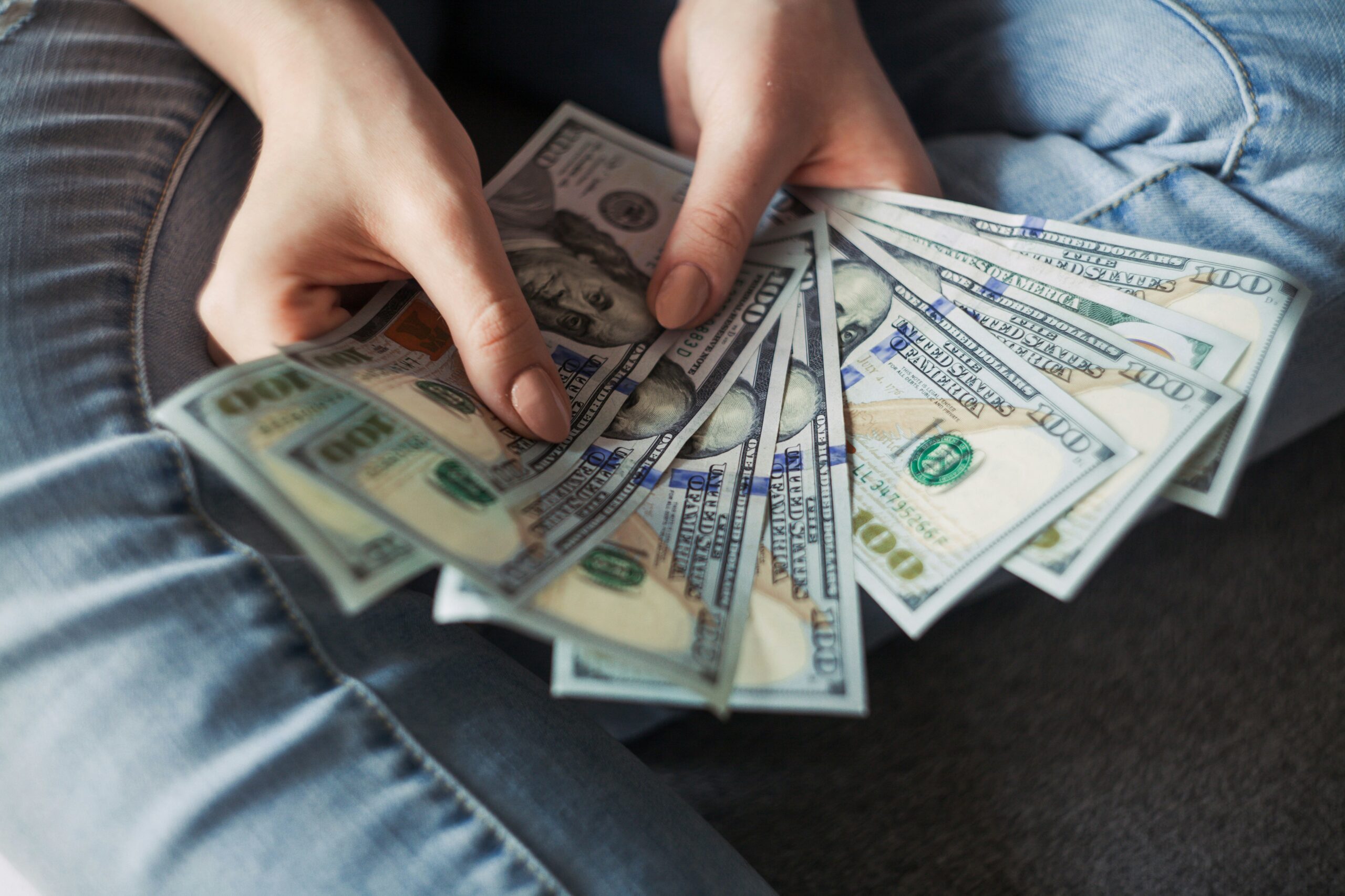 Students to Earn Money Online in Pakistan